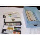 GB mint presentation packs 1981-1998 (approx. 63)