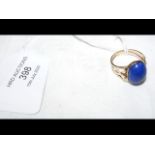 A gent's antique lapis lazuli ring in gold setting