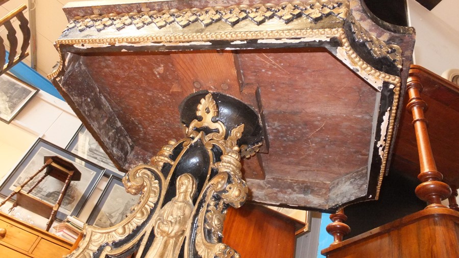 A gilt and black painted centre table on tripod ba - Image 8 of 12