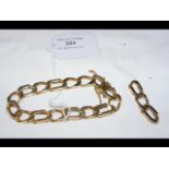 An 18ct gold bracelet marked 750 - 49g