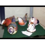 Selection of five Royal Crown Derby bird paperweig
