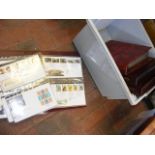 Four albums of collectable First Day Covers - vari