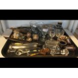 A tray of collectables including condiment set