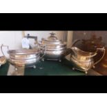 A three piece silver tea set, London 1913/14 - 912