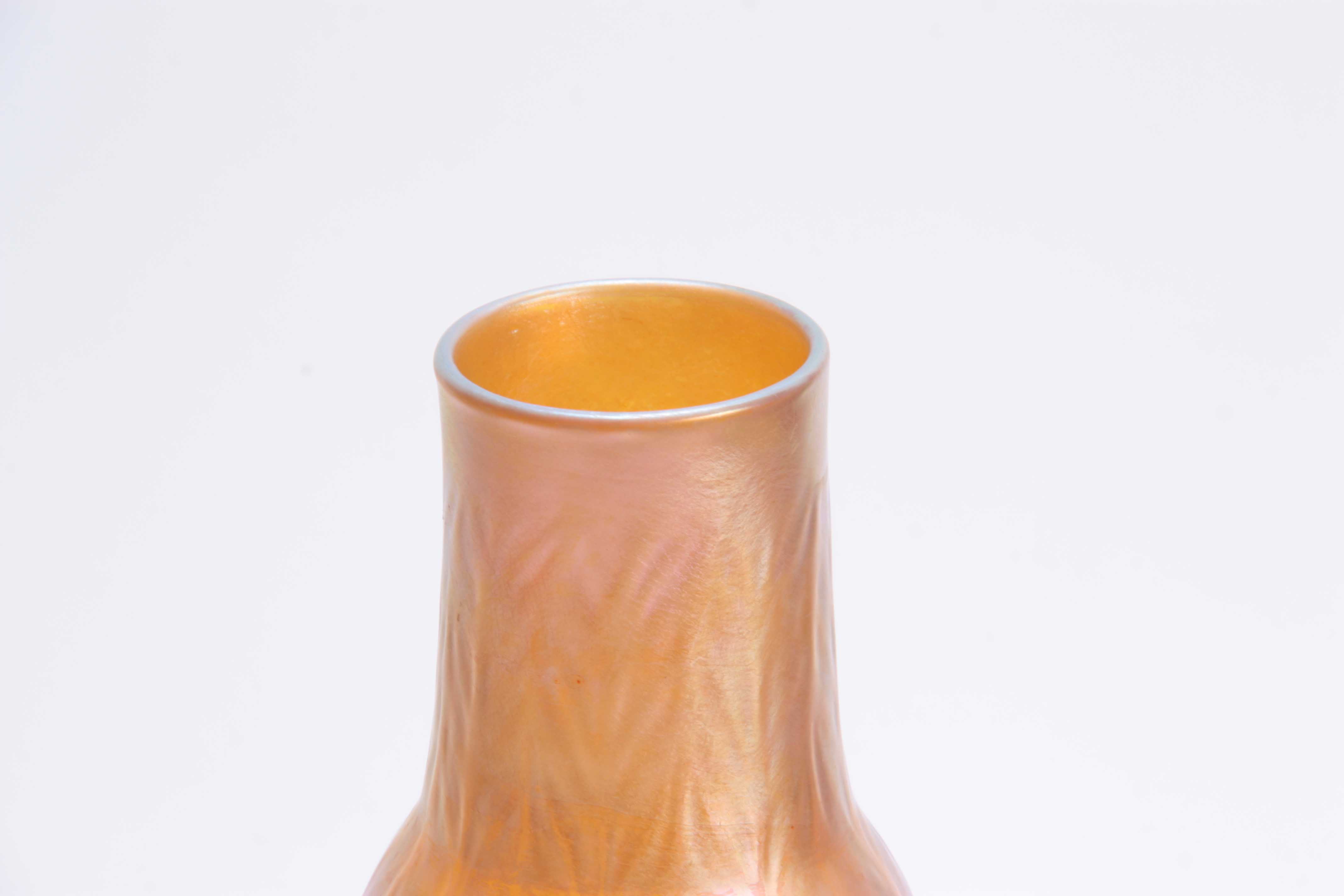 A TIFFANY FAVRILE IRIDESCENT FOOTED BALUSTER VASE with moulded panelled body 20.5cm high - - Image 2 of 7