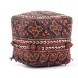A 20TH CENTURY INDONESIAN BEADED BETELNUT BOX constructed with weaved pandanus leaves with flower
