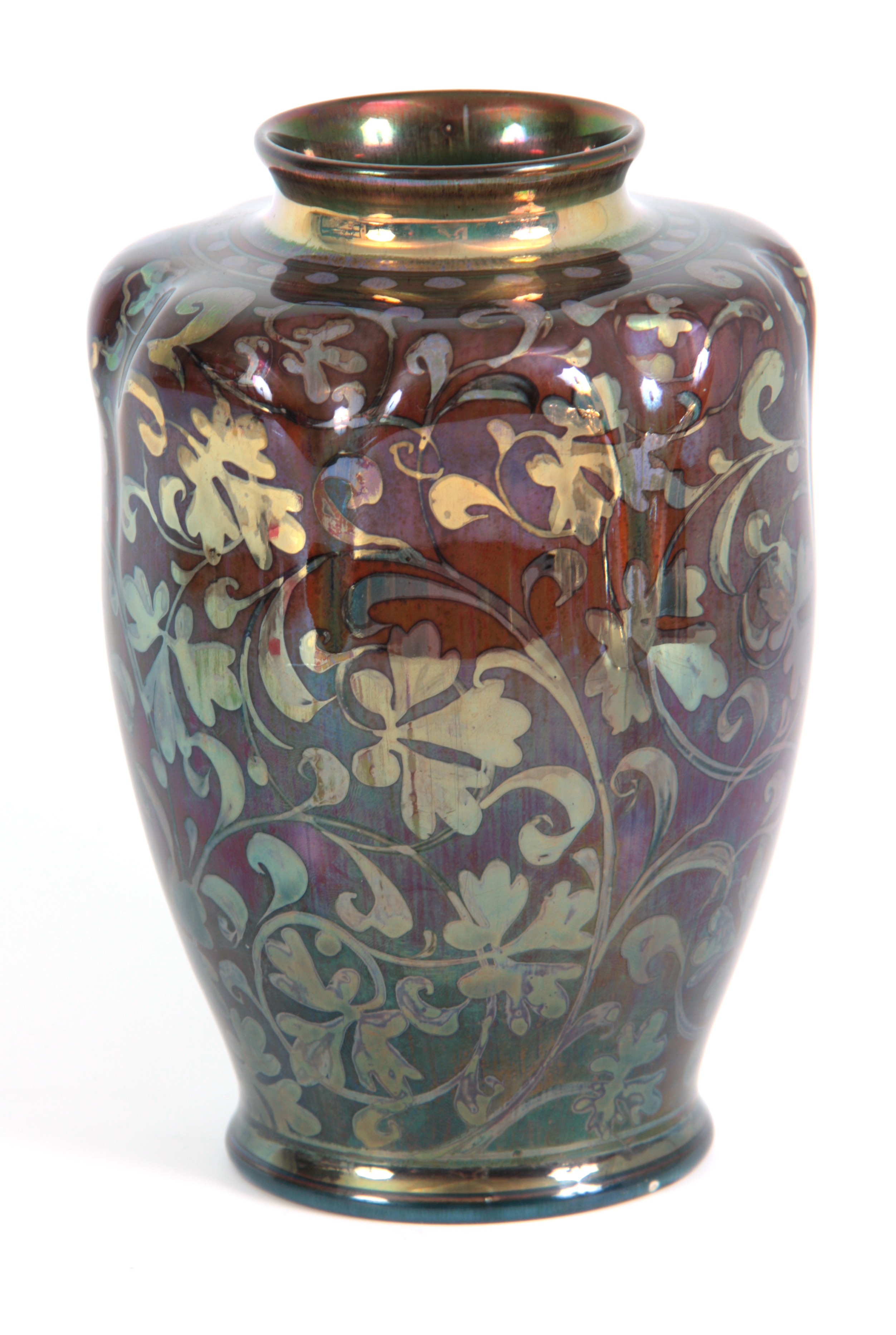 AN EARLY 20TH CENTURY ROYAL LANCASTRIAN LUSTRE VASE BY GORDON FORSYTH of ovoid form with lobed