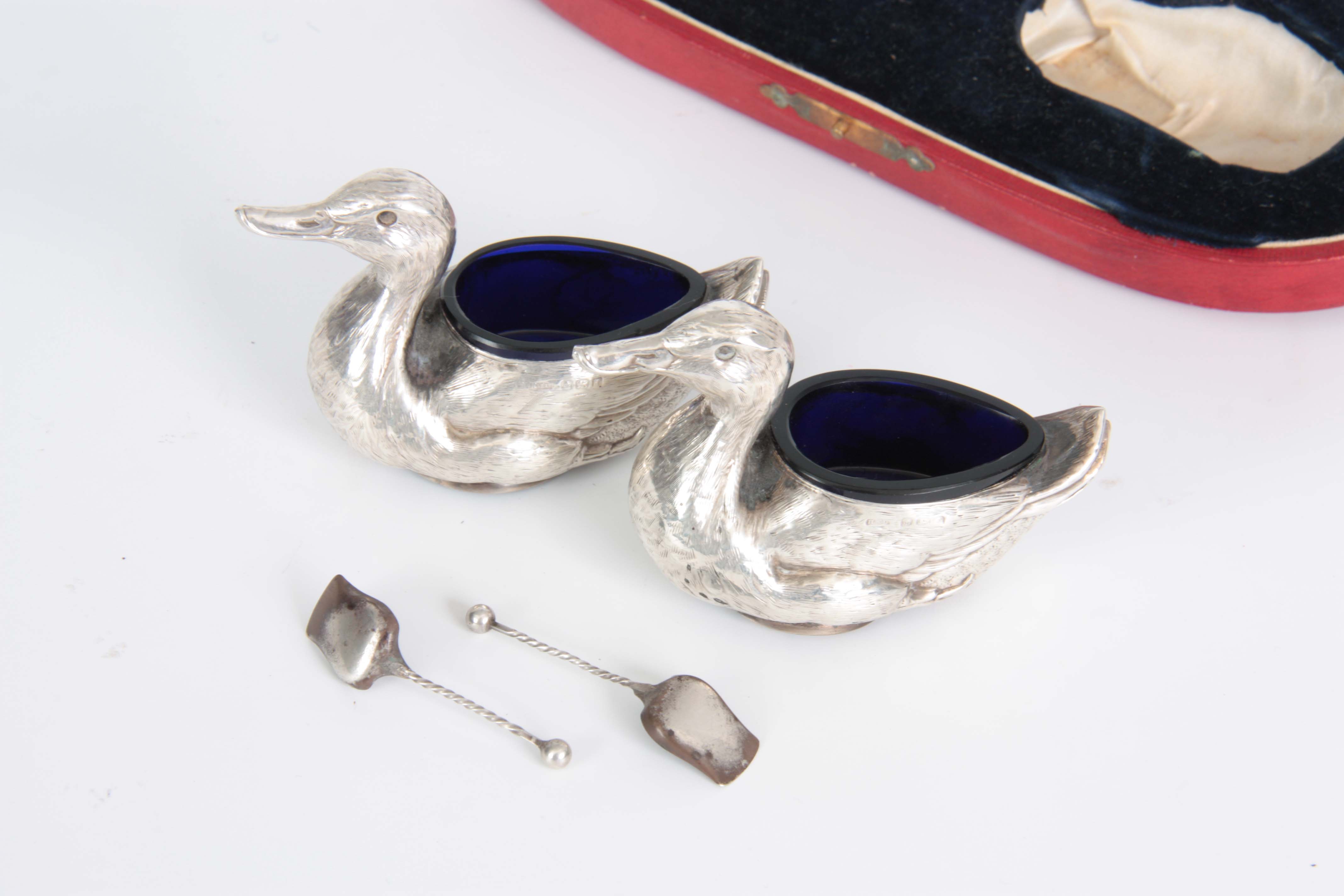 A CASED PAIR OF FIGURAL SILVER SALTS MODELLED AS DUCKS WITH SHOVEL SHAPED SALT SPOONS hallmarked for - Image 4 of 8