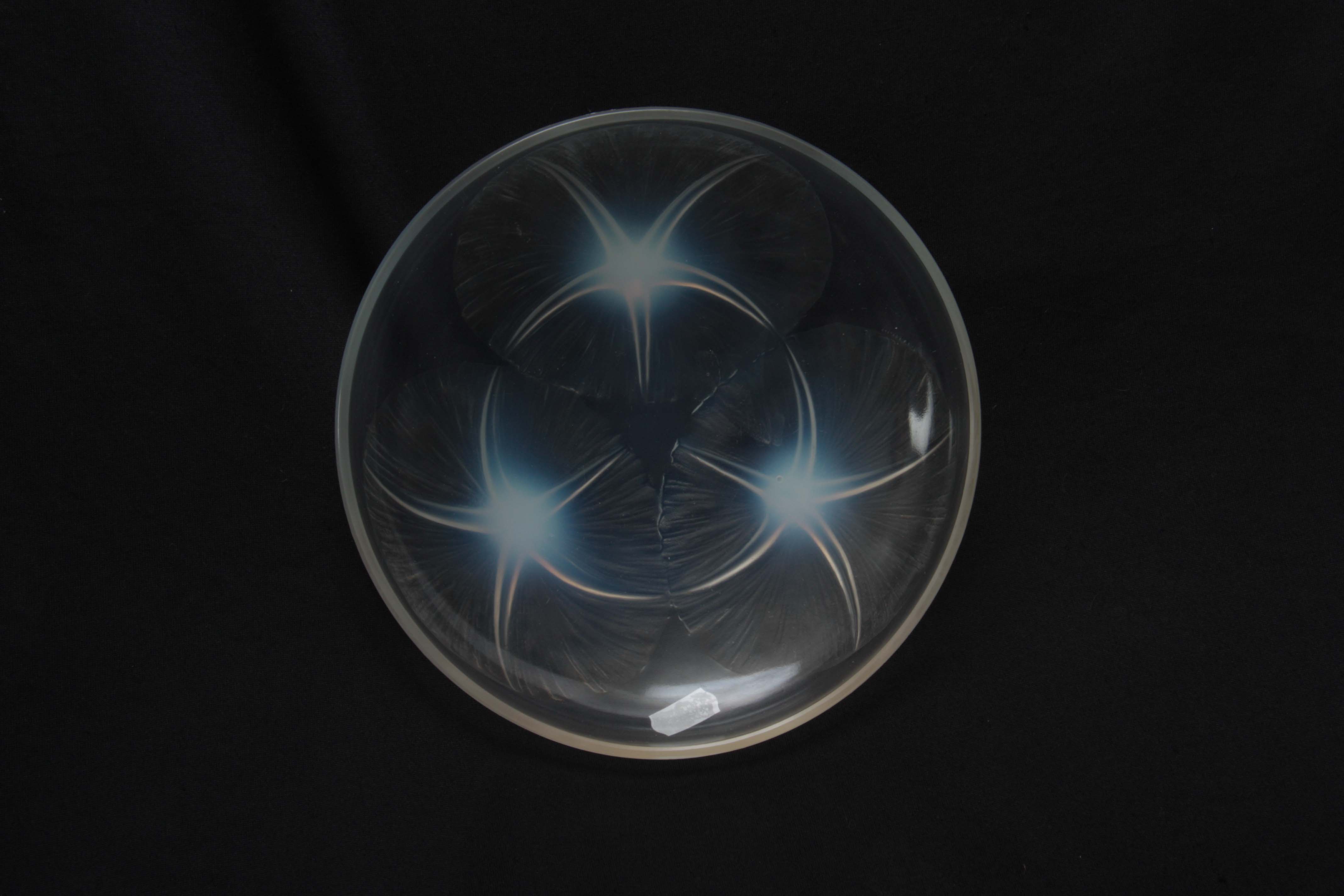 A R LALIQUE VOLUBILIS OPALESCENT GLASS DISH having Lily designs to the centre, signed with impressed - Image 5 of 10