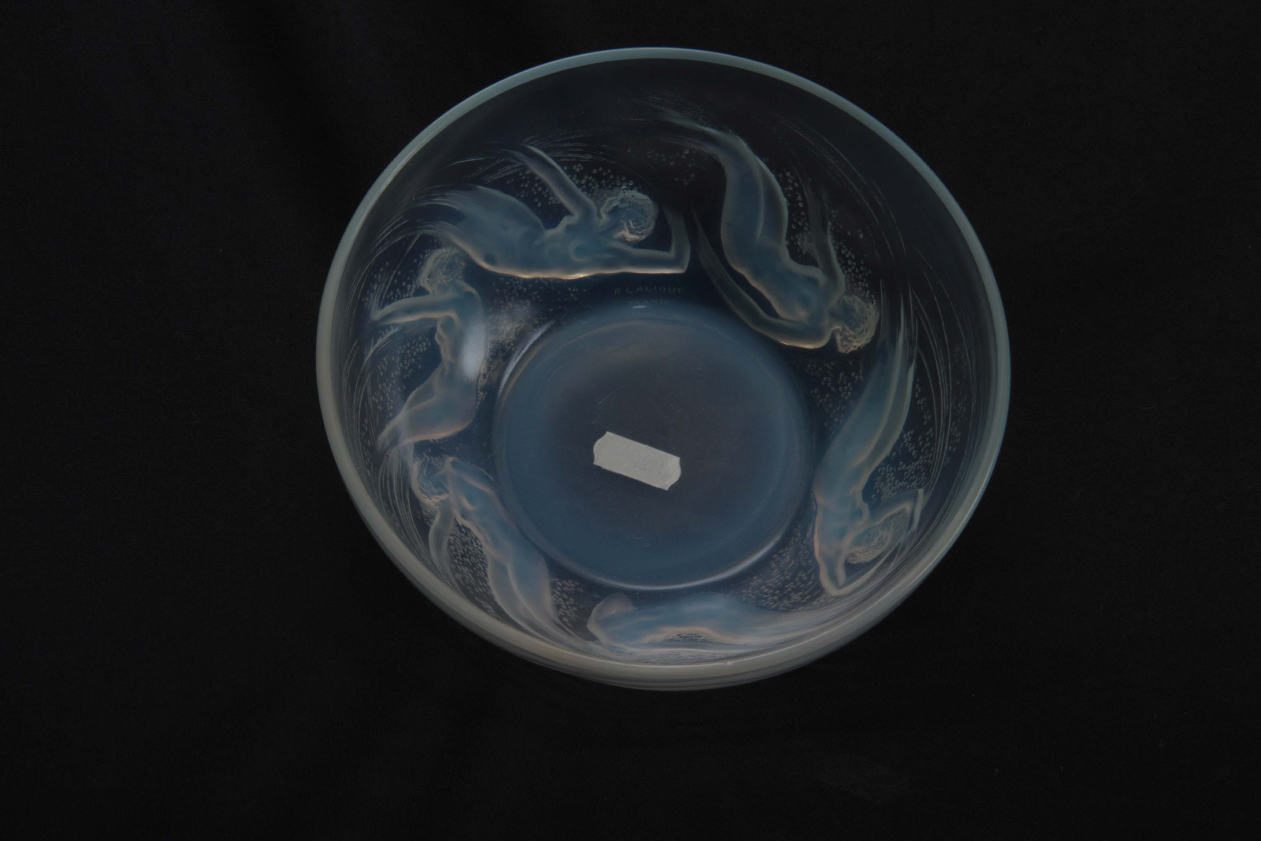 R LALIQUE FRANCE, AN EARLY 20TH CENTURY OPALESCENT RELIEF MOULDED LARGE BOWL WITH RAISED CENTRE " - Image 4 of 13