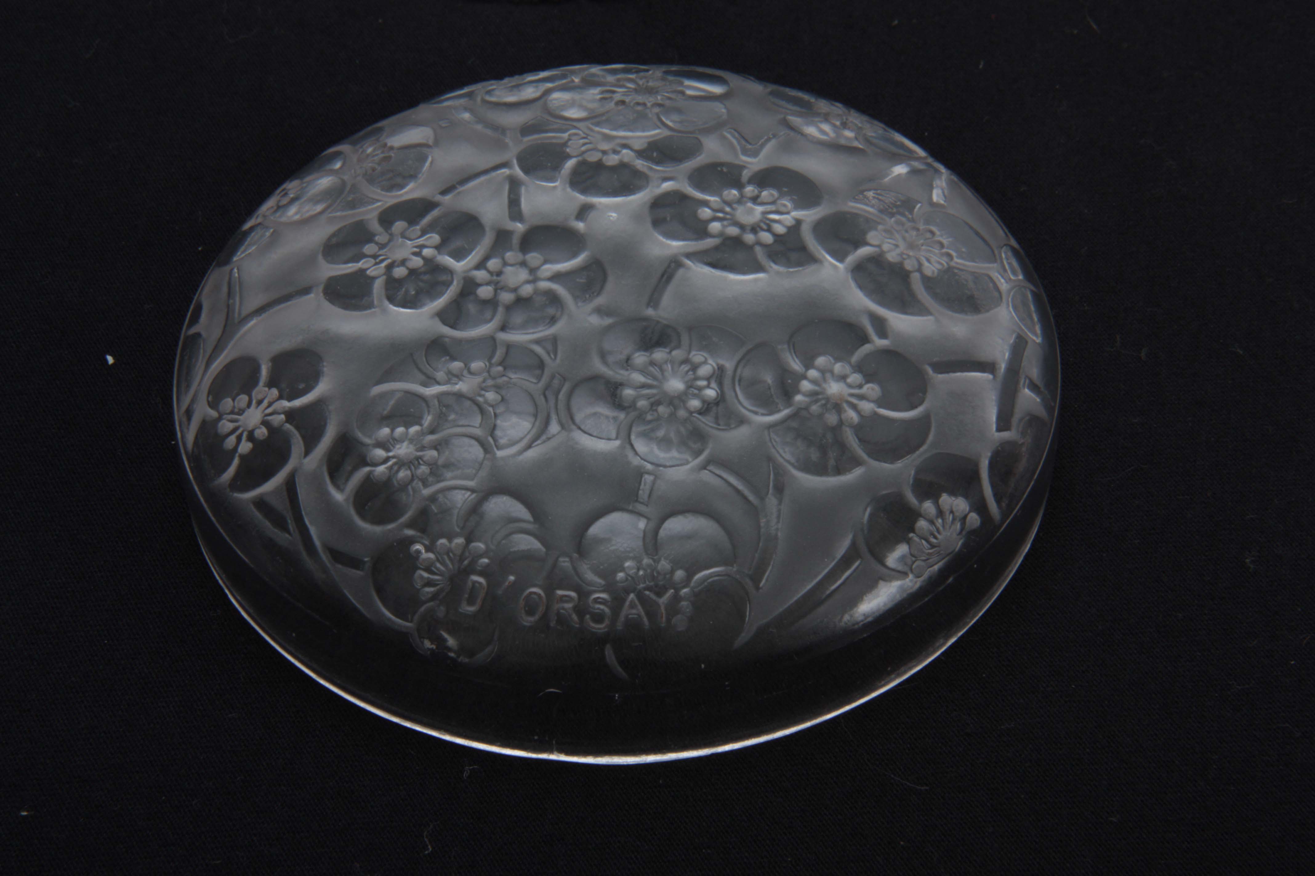 R LALIQUE. AN EARLY 20TH CENTURY CIRCULAR 'LE LYS' LIDDED BOWL AND COVER FOR D'ORSAY with relief - Image 5 of 7