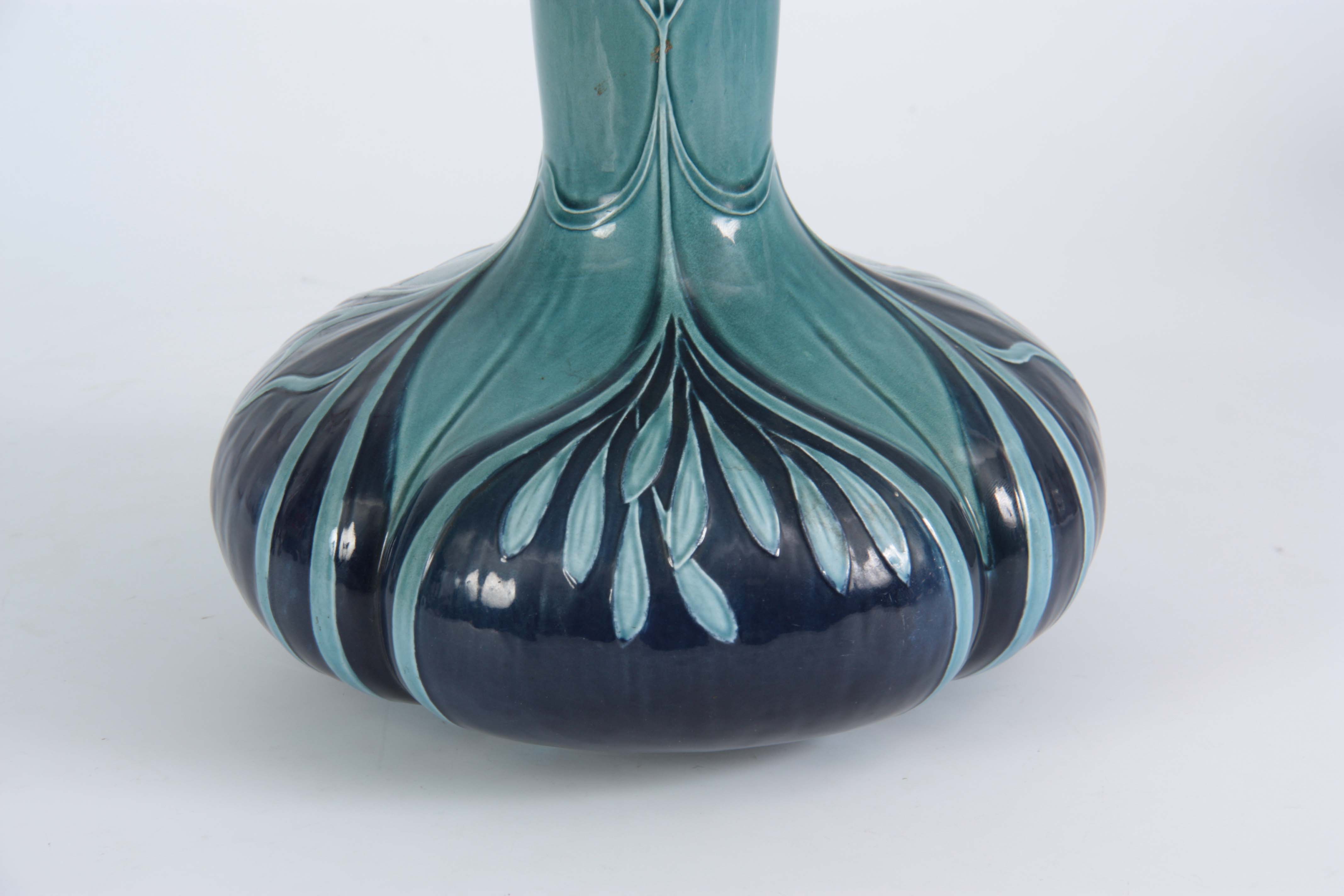 AN EARLY 20TH CENTURY VILLEROY AND BOCH ART NOUVEAU VASE with tube lined decoration having - Image 2 of 3