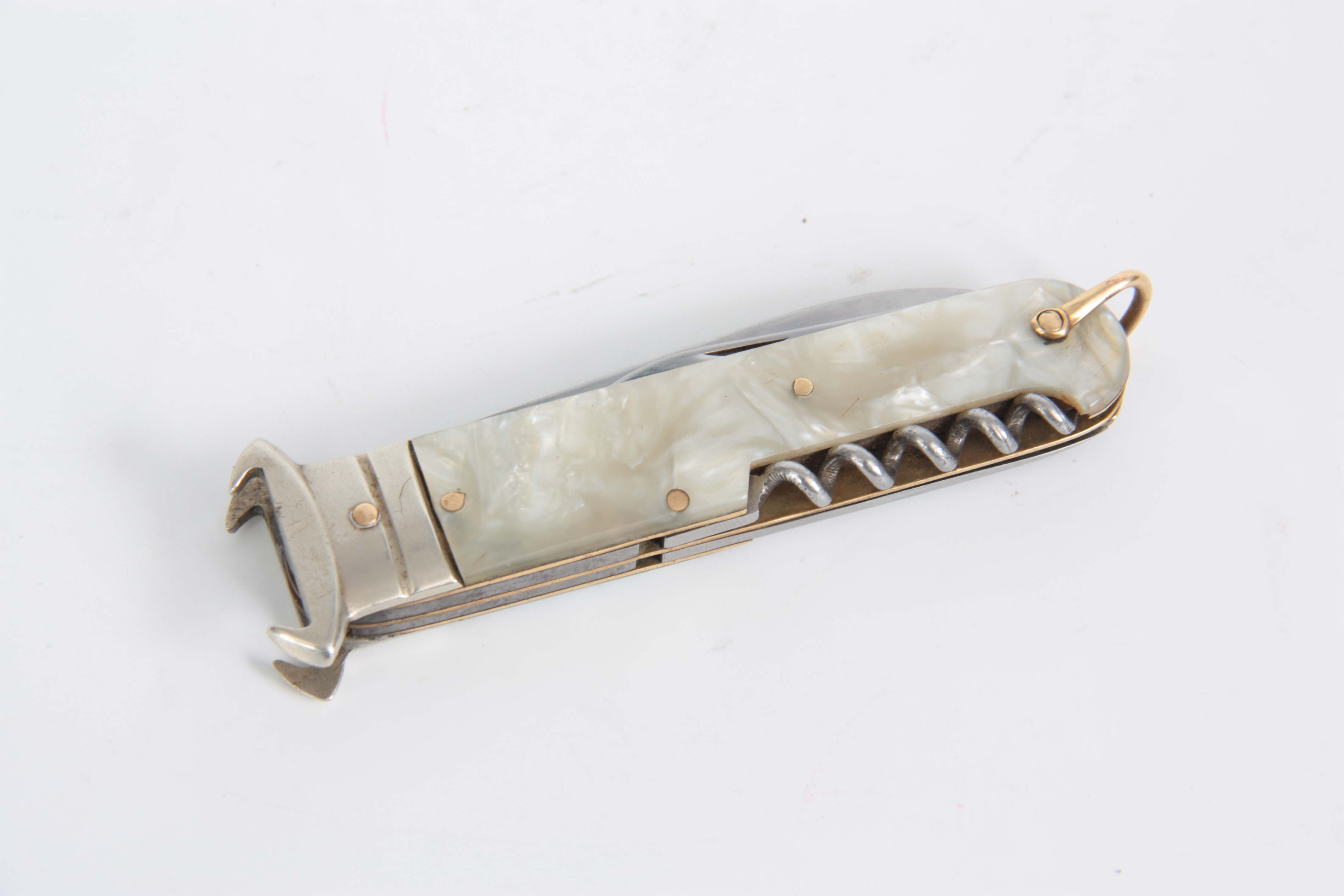 A VINTAGE SPANISH GENTLEMANS MULTI-FUNCTION HUNTING KNIFE with simulated mother of pearl handle - Image 2 of 6