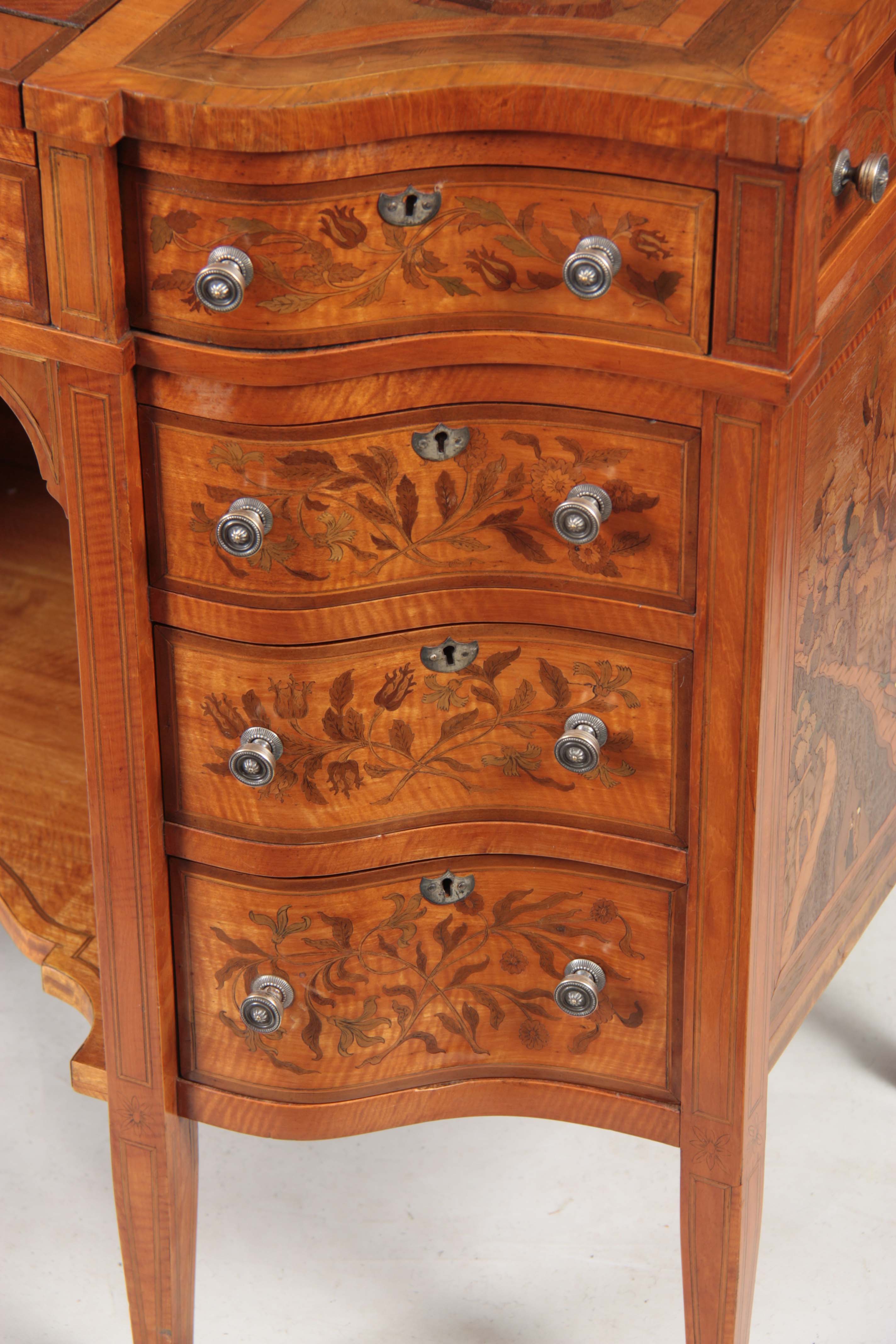 AN UNUSUAL FREESTANDING VICTORIAN SATINWOOD INLAID DESK with floral inlaid serpentine drawers to the - Image 2 of 8