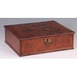 AN EARLY 18TH CENTURY HERRING-BANDED FIGURED WALNUT LACE BOX with hinged lid revealing a paper lined