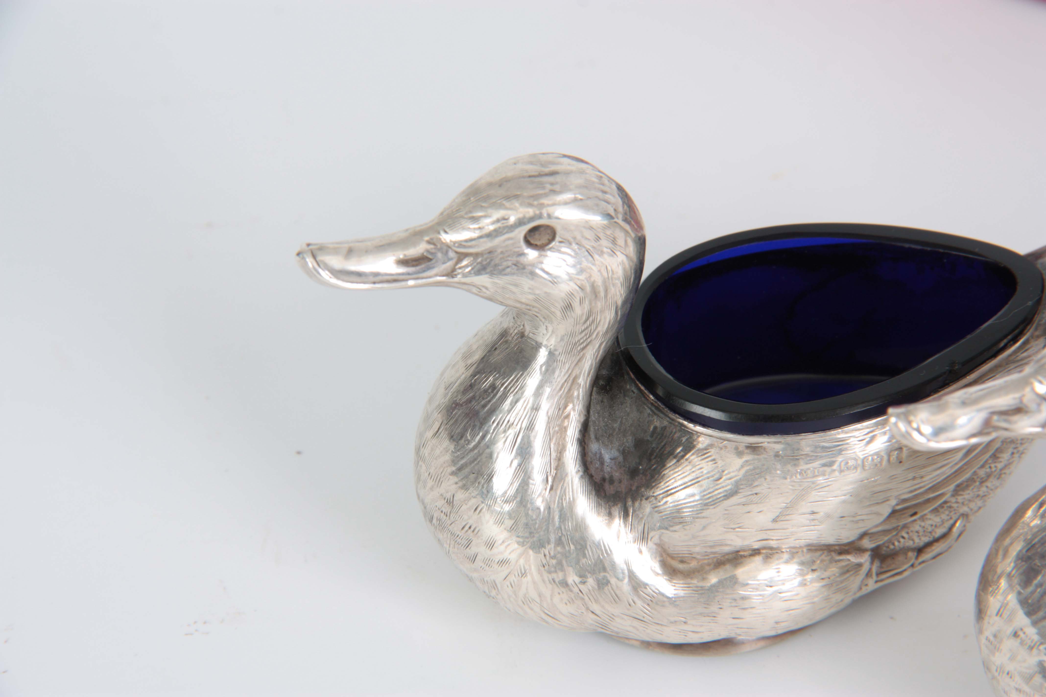 A CASED PAIR OF FIGURAL SILVER SALTS MODELLED AS DUCKS WITH SHOVEL SHAPED SALT SPOONS hallmarked for - Image 6 of 8