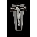 A BOXED BACCARAT GLASS CRUCIFIX 22cm high.