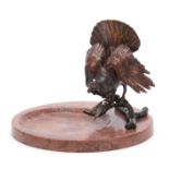 AN EARLY 20th CENTURY AUSTRIAN COLD PAINTED BRONZE AND MARBLE DESK TIDY modelled as a capercaillie