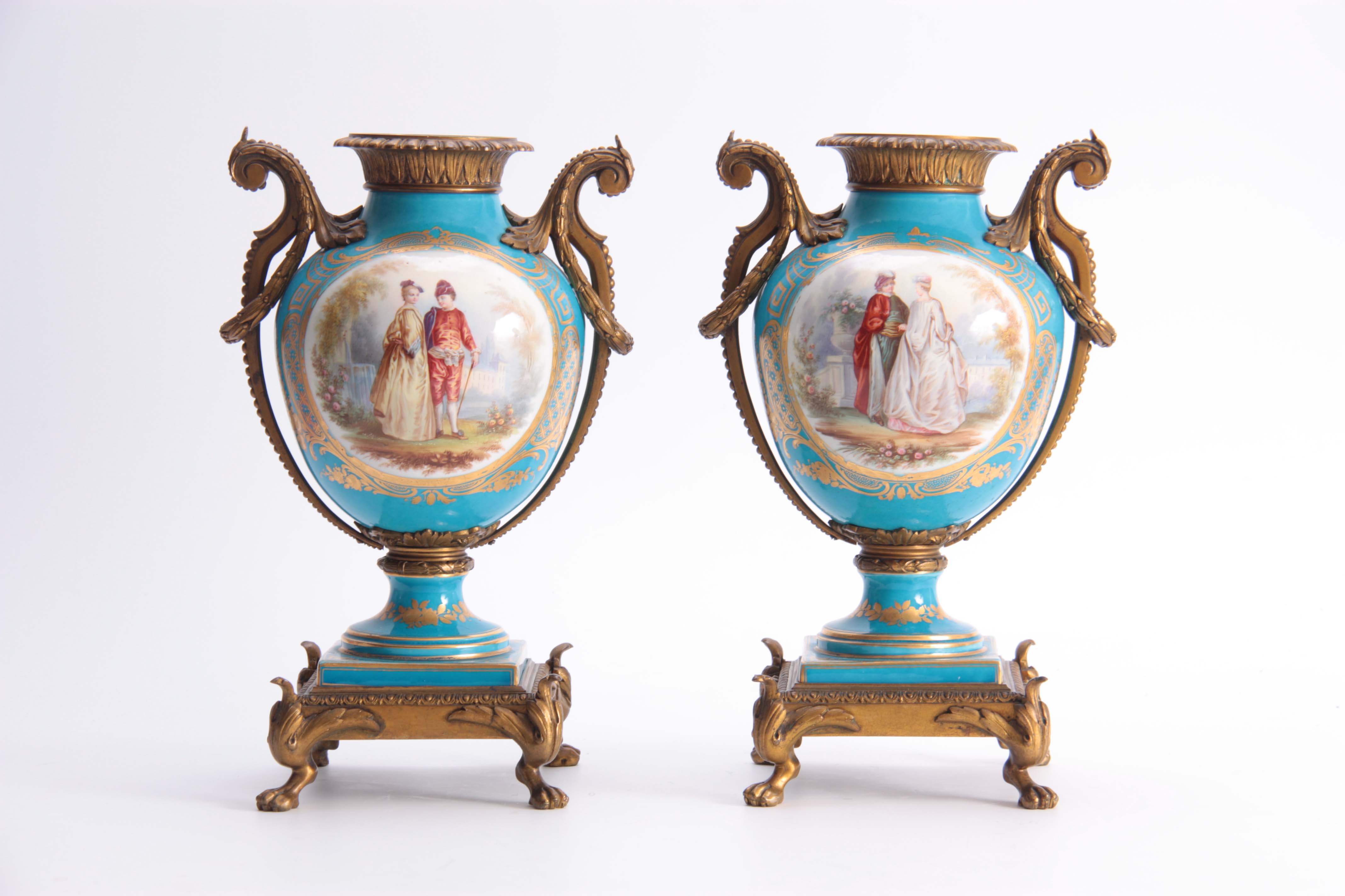 A PAIR OF 19TH CENTURY FRENCH ORMOLU MOUNTED SEVRE - Image 6 of 8