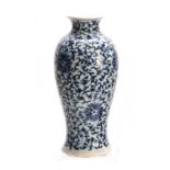 A CHINESE BLUE AND WHITE VASE having floral swag d