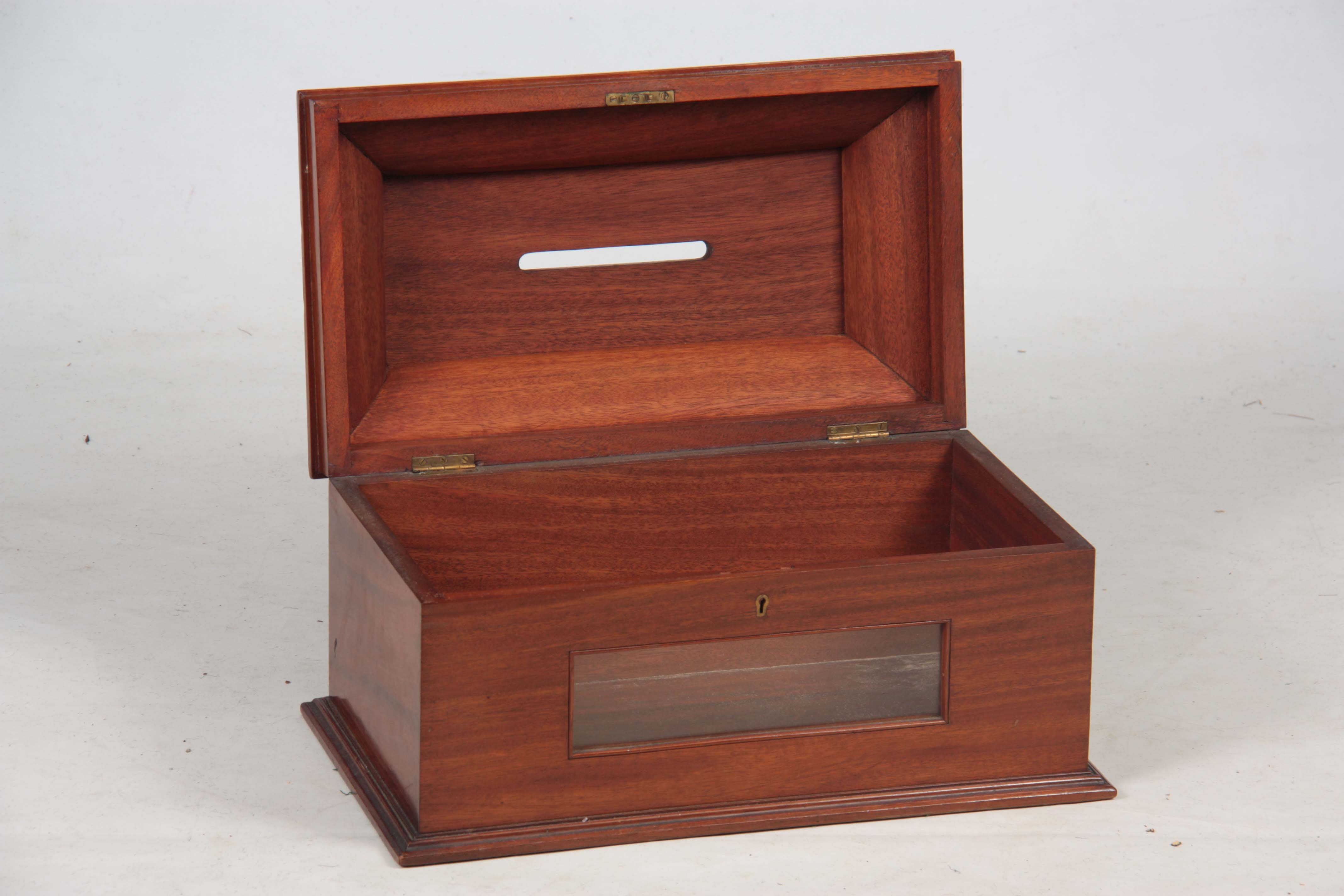 A LATE 19TH CENTURY MAHOGANY COUNTRY HOUSE POST BOX with hinged moulded edge top having a cut-out - Image 4 of 6