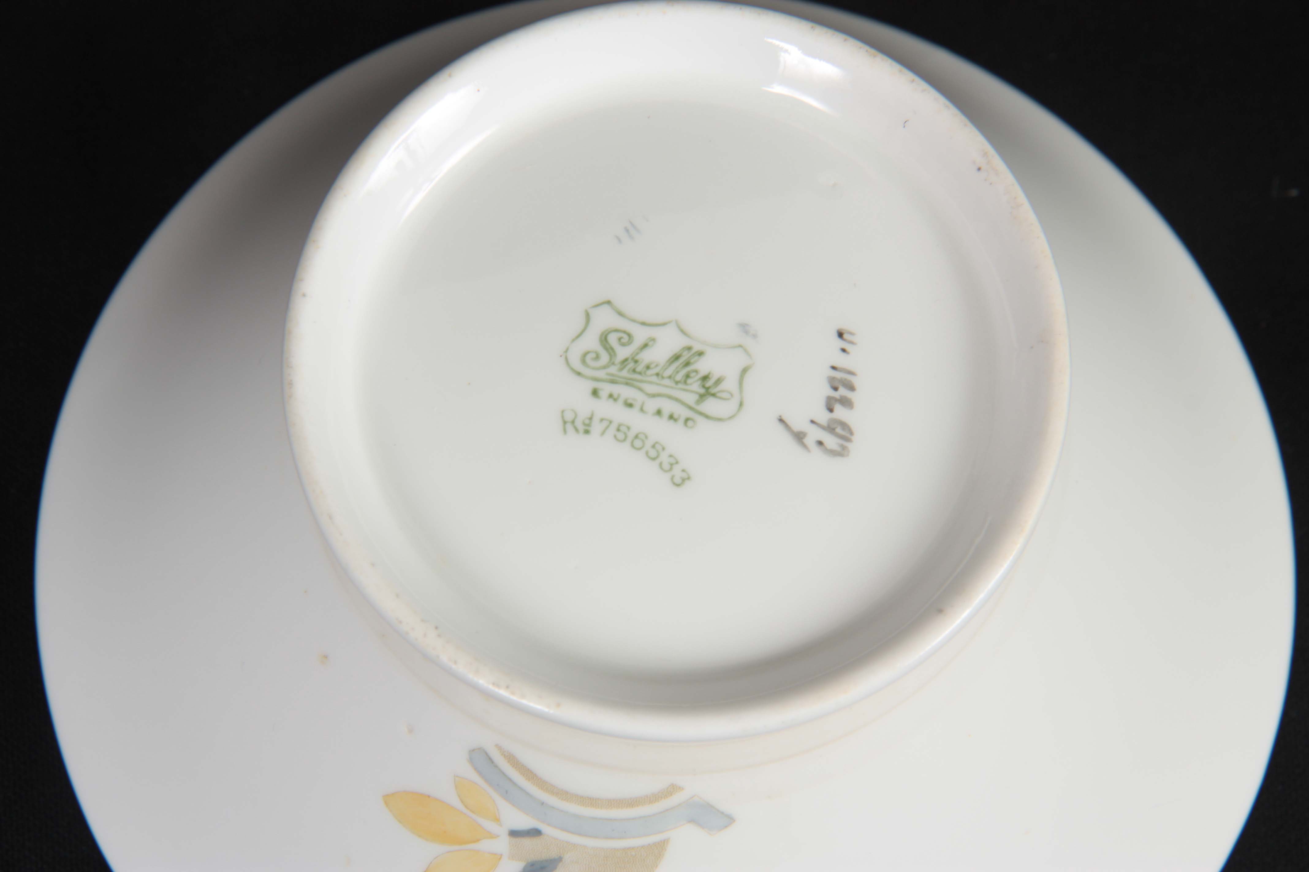 AN ART DECO PORCELAIN TEA SET with painted floral decoration - Image 12 of 16