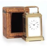 A LATE 19TH CENTURY FRENCH CANNELEE CASE LACQUERED BRASS CARRIAGE CLOCK REPEATER WITH DECORATIVE