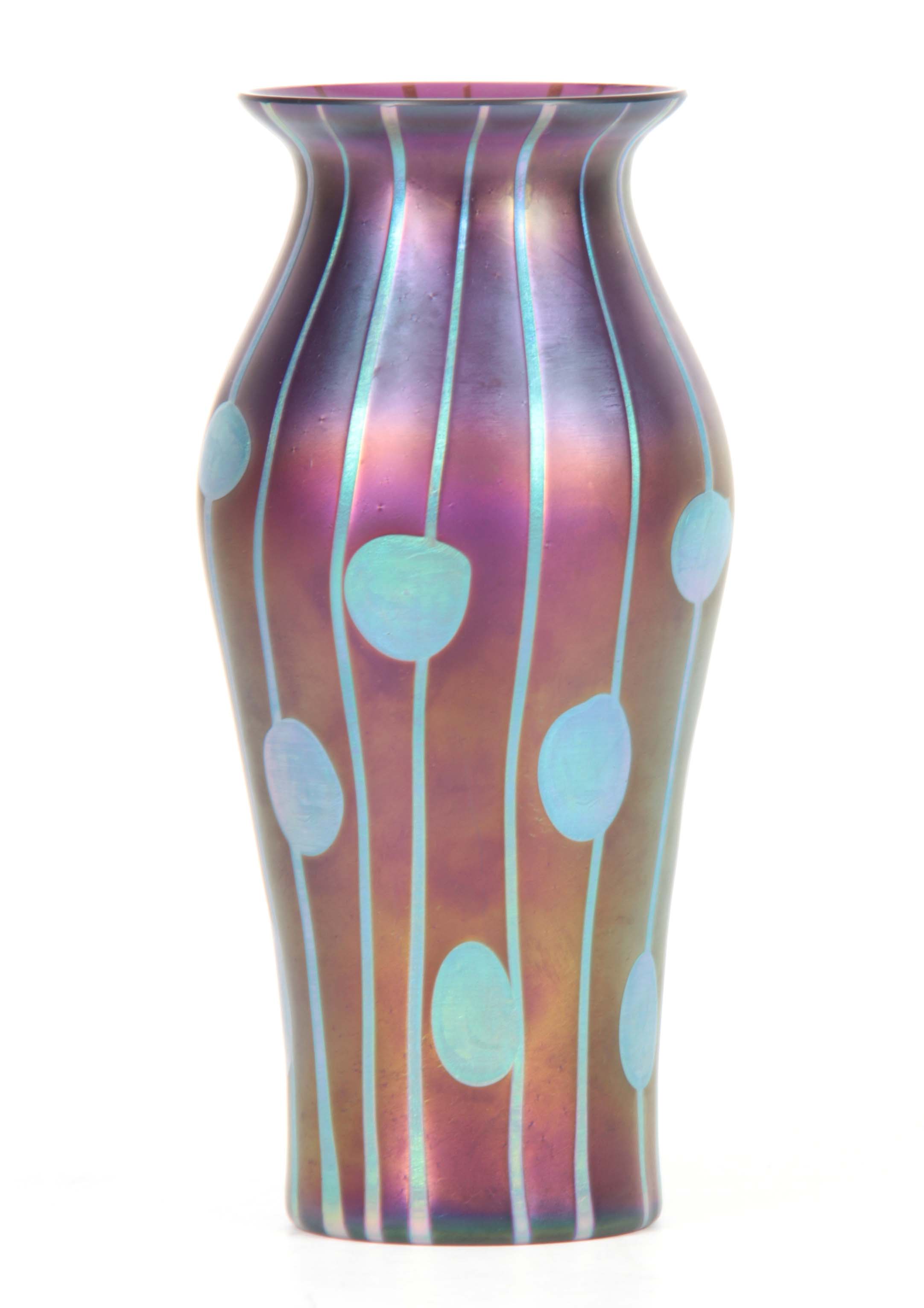 AN EARLY 20th CENTURY AUSTRIAN LOETZ IRIDESCENT GLASS VASE with stripes and spots decoration,