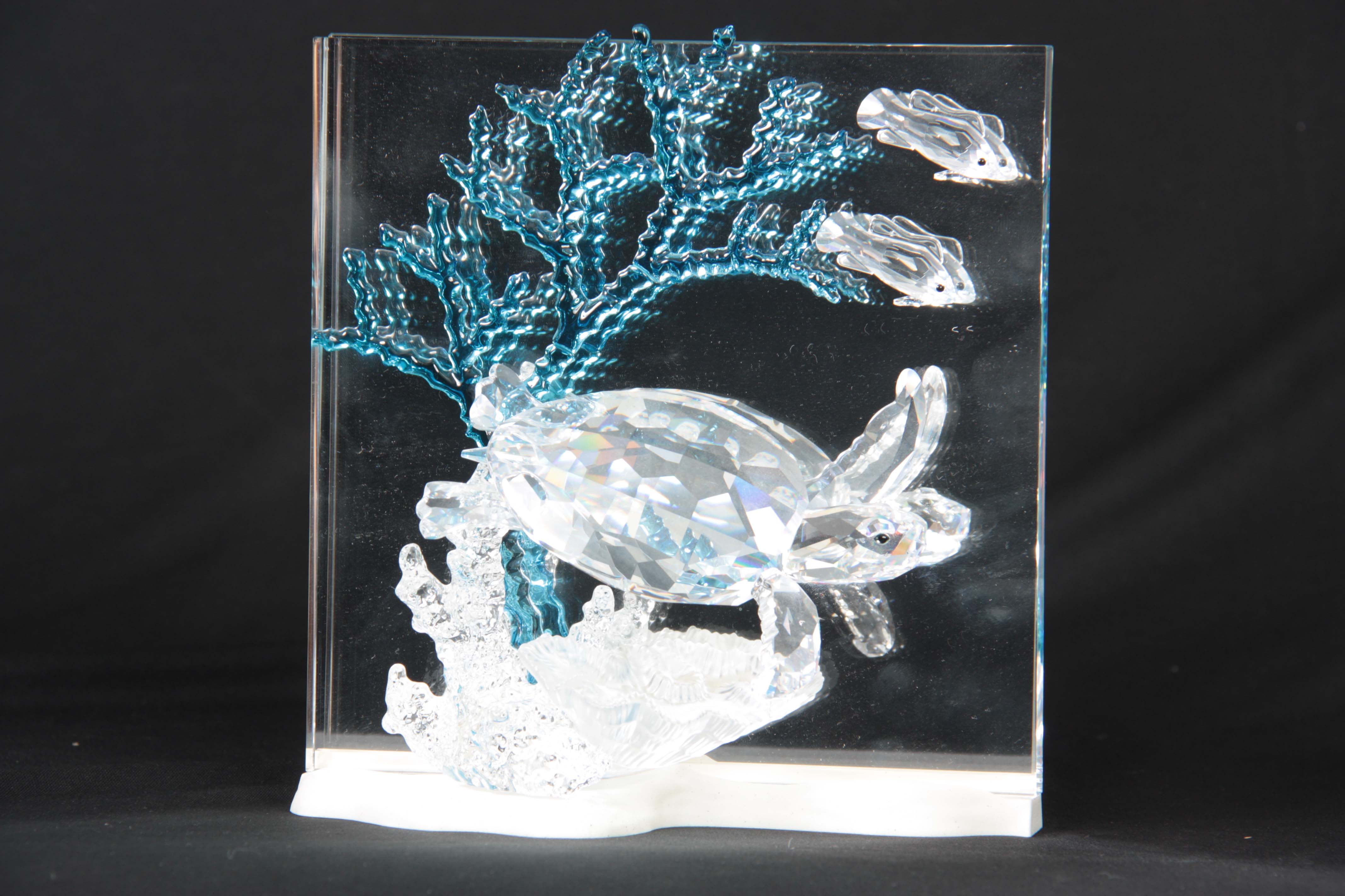 A 20TH CENTURY SWAROVSKI GLASS SCULPTURE 'WONDERS OF THE SEA, ETERNITY' - Image 3 of 5