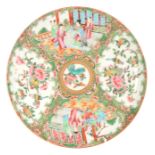 A LATE 19TH CENTURY CANTONESE PLATE decorated in brightly coloured enamels with interior and