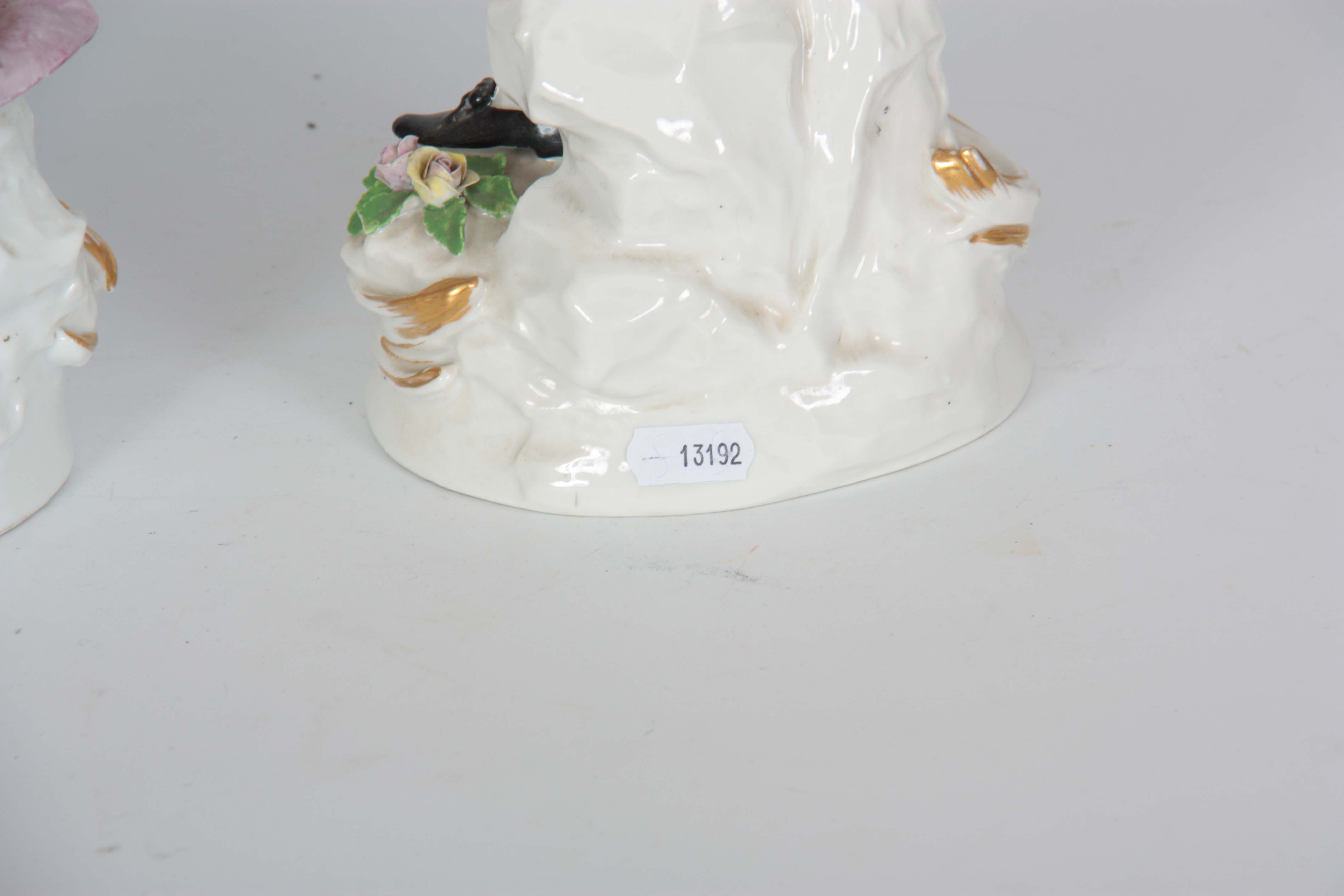 A PAIR OF LATE 19th CENTURY CONTINENTAL PORCELAIN FIGURES IN THE MEISSEN STYLE of two musicians in - Image 5 of 5