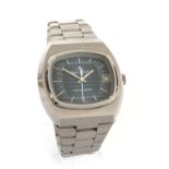 A GENTLEMAN'S 1970's STAINLESS STEEL JAEGER-LECOULTRE MASTER-QUARTZ WRIST WATCH on original