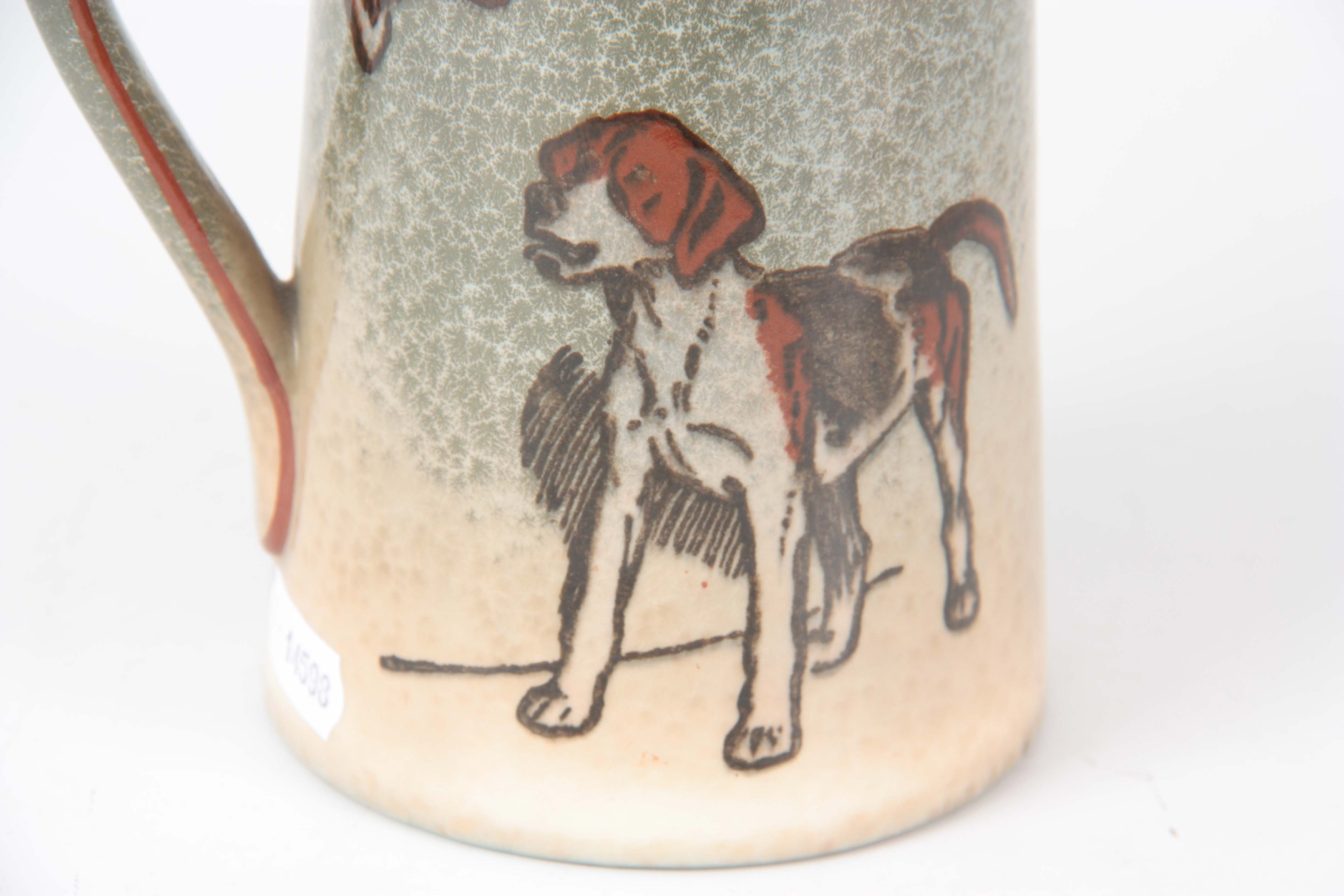 A CECIL ALDIN ROYAL DOULTON HUNTING JUG decorated with hounds and foxes mask 16.5cm high - Image 3 of 7