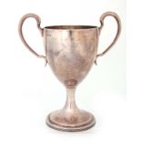 A GEORGE VI PLAIN TWO HANDLED PEDESTAL TROPHY CUP 20.5cm high Dublin 1949 maker R.S 476gms