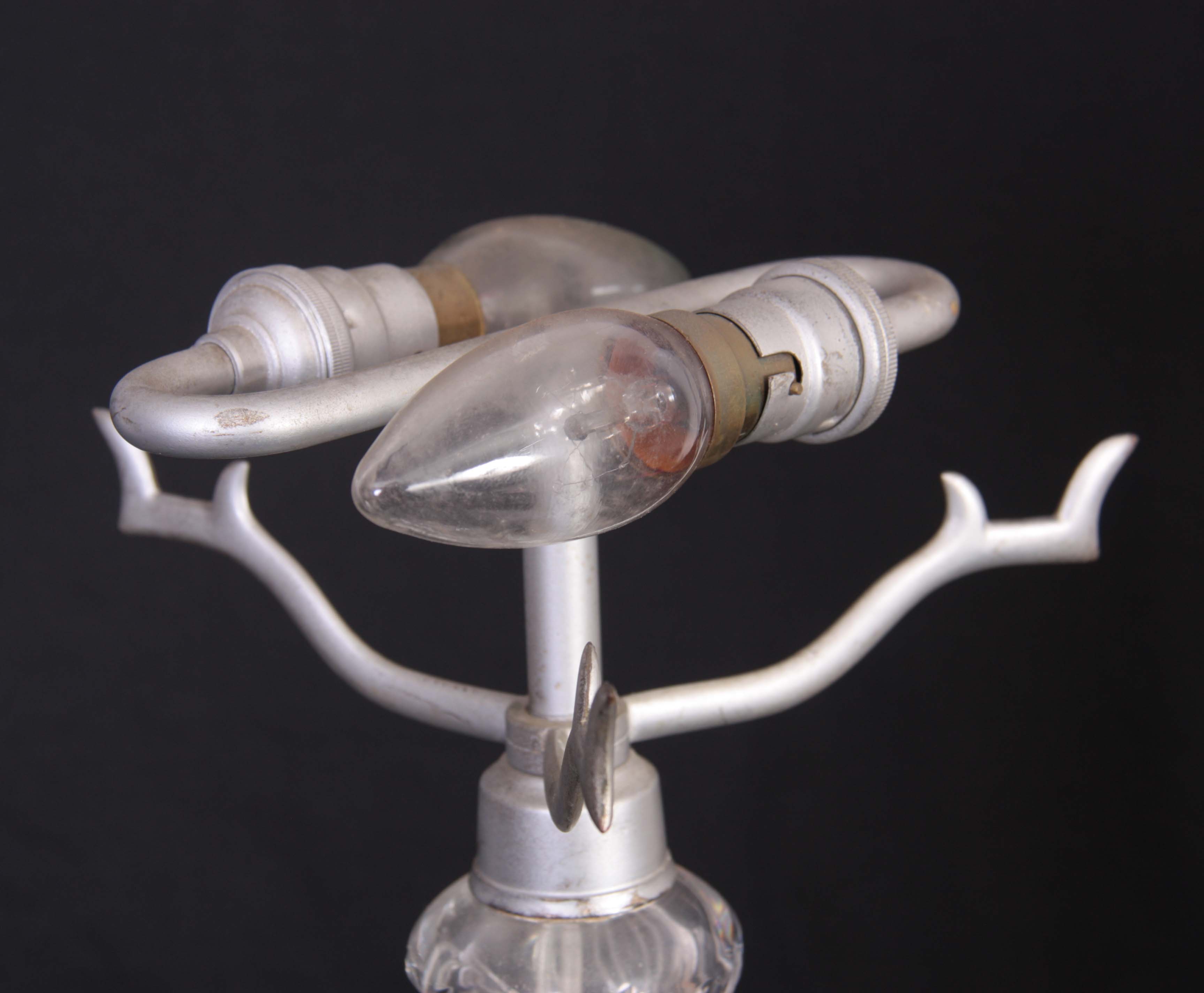 A 20THCENTURY ELECTRIFIED CRYSTAL CUT GLASS TABLE LAMP with pedestal stem and mushroom shade 43cm - Image 6 of 7