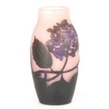 AN EARLY 20TH CENTURY GERMAN ARSALL CAMEO GLASS VASE with foliate decoration, signed. 15cm high