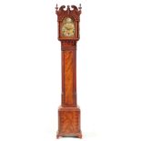AN EARLY 20TH CENTURY MINIATURE CHIPPENDALE STYLE LONGCASE CLOCK with swan neck pediment above a
