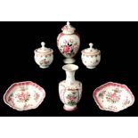A GROUP OF 18TH/19TH CENTURY CHINESE EXPORT WARES WITH FAMILLE ROSE DECORATION comprising A pair