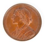 A CASED SCOTTISH 1920's WILLIAM HUNTER BRONZE MEDICAL MEDAL of the University of Glasgow, outer edge