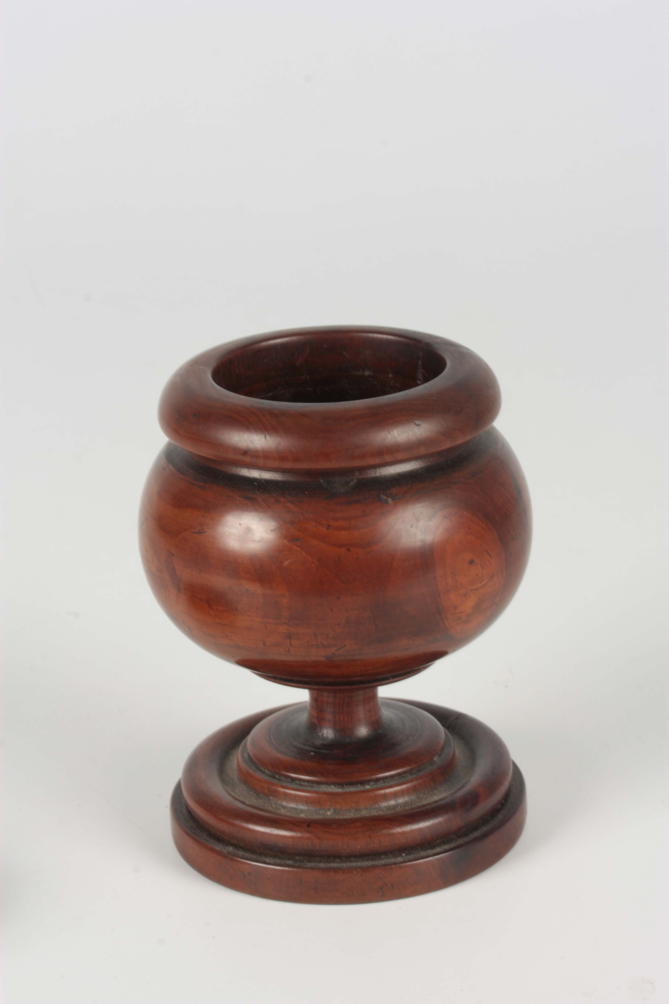 AN EARLY 19TH CENTURY YEW WOOD TREEN GOBLET 8.5cm high with ring turned base together with A 19TH - Image 2 of 5