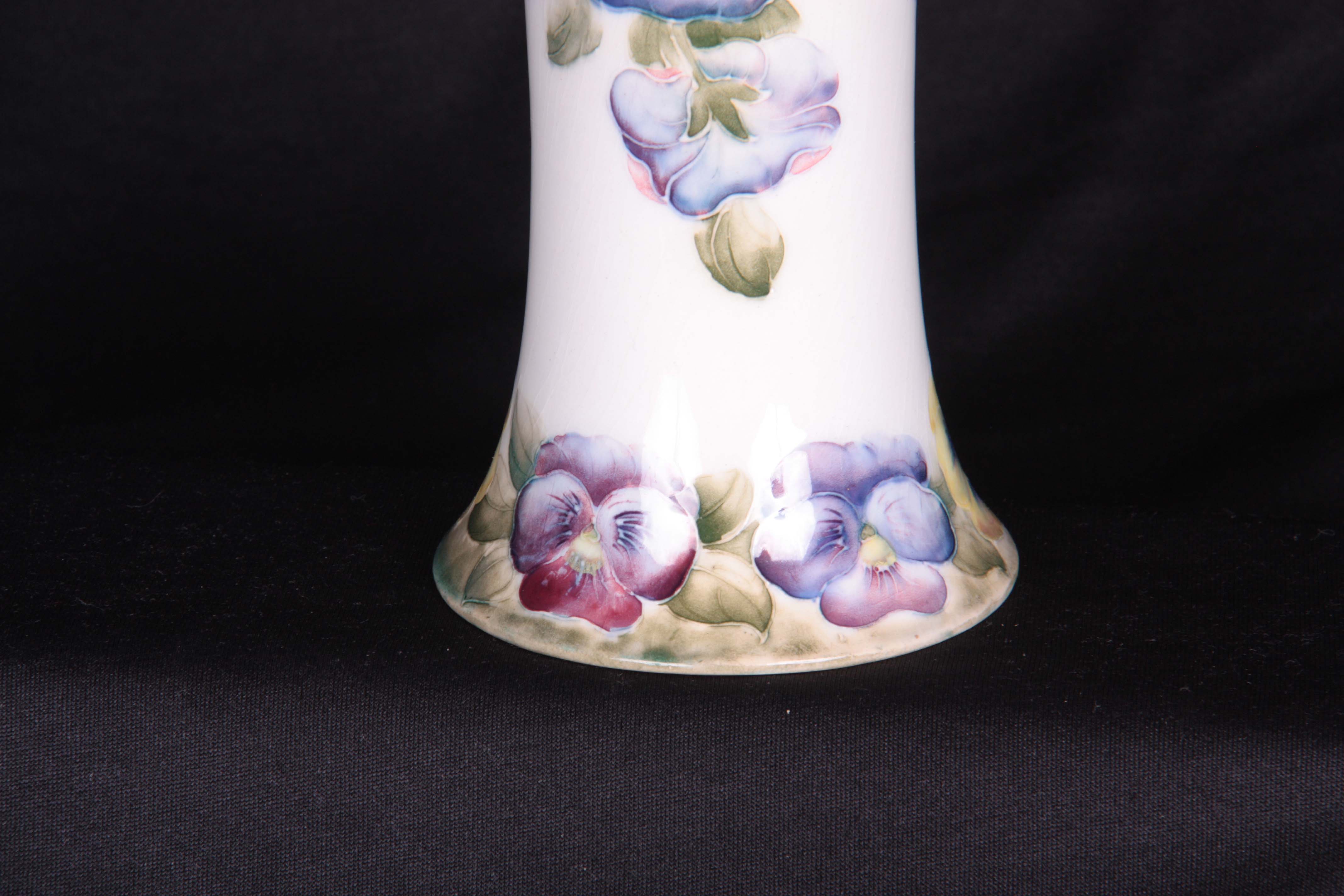 A LATE 19TH CENTURY MACINTYRE MOORCROFT FLARED TWO HANDLED VASE OF ART NOUVEAU DESIGN tube lined and - Image 3 of 5