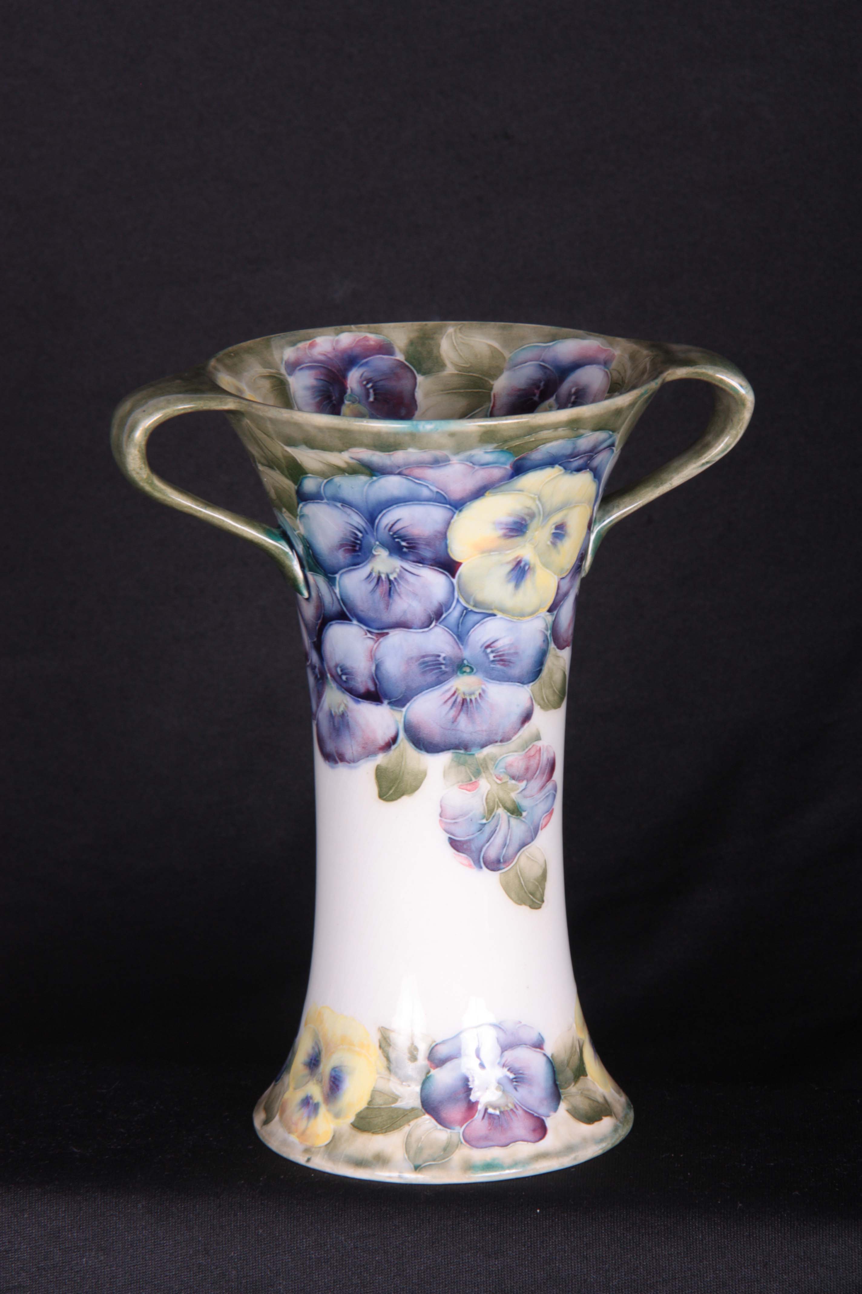 A LATE 19TH CENTURY MACINTYRE MOORCROFT FLARED TWO HANDLED VASE OF ART NOUVEAU DESIGN tube lined and - Image 4 of 5