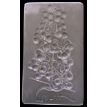 AN R LALIQUE OPALESCENT MENU PLAQUE 'RAISIN MUSCAT' Circa 1924 moulded in high relief with a hanging