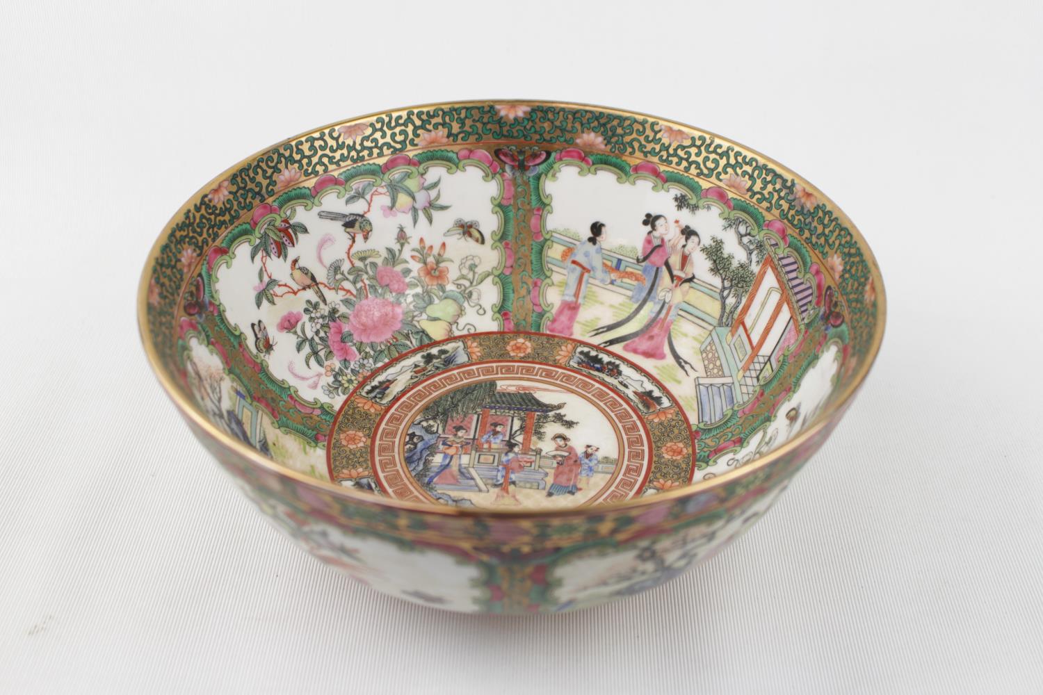 Large Famille Rose figural decorated Chinese bowl with central medallion, stamped Red ink mark to - Image 2 of 5