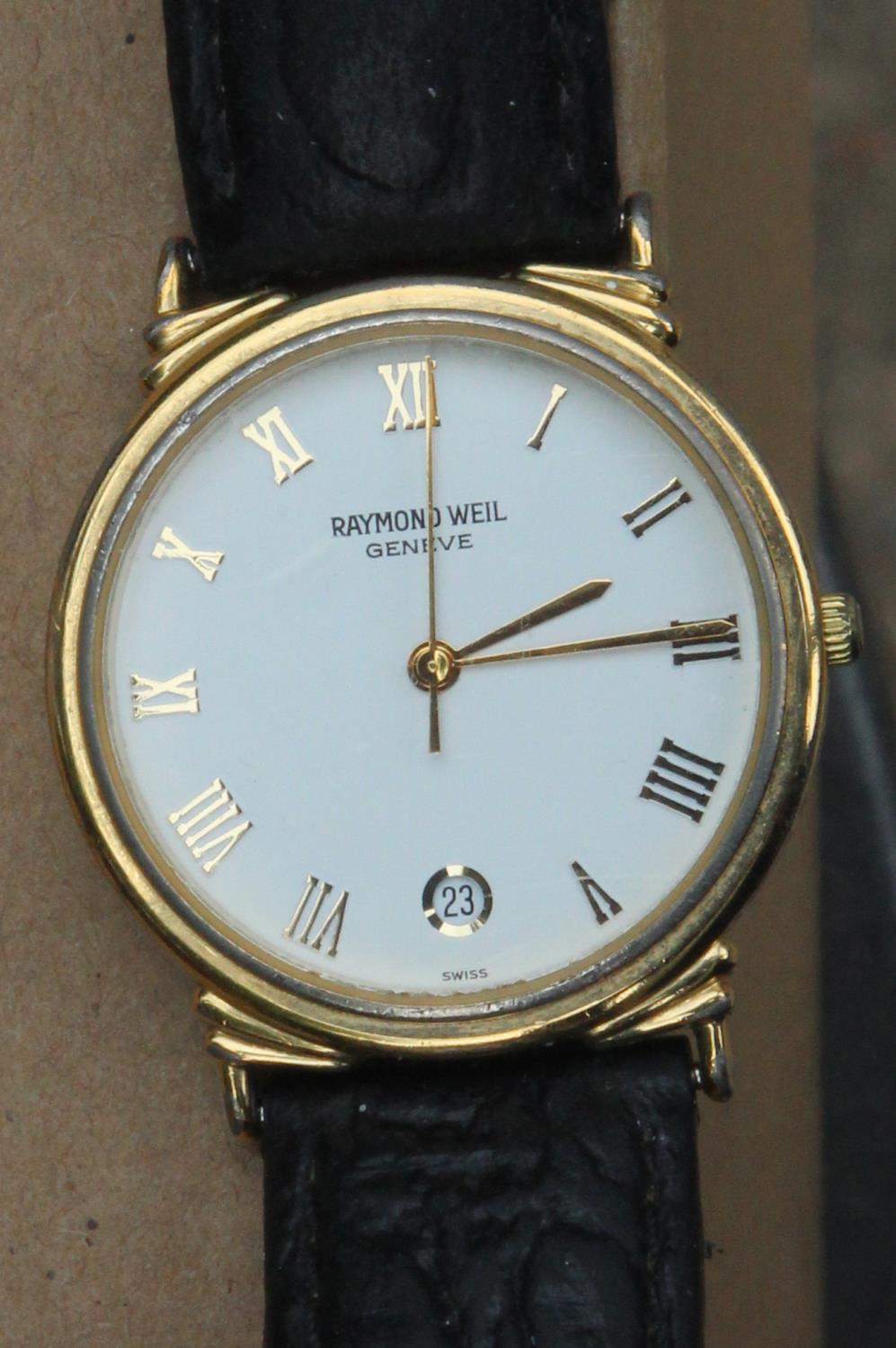 Raymond Weil 18k Gold Plated Mens Watch Model 5542. Raymond Weil model 5542 gold plated Swiss