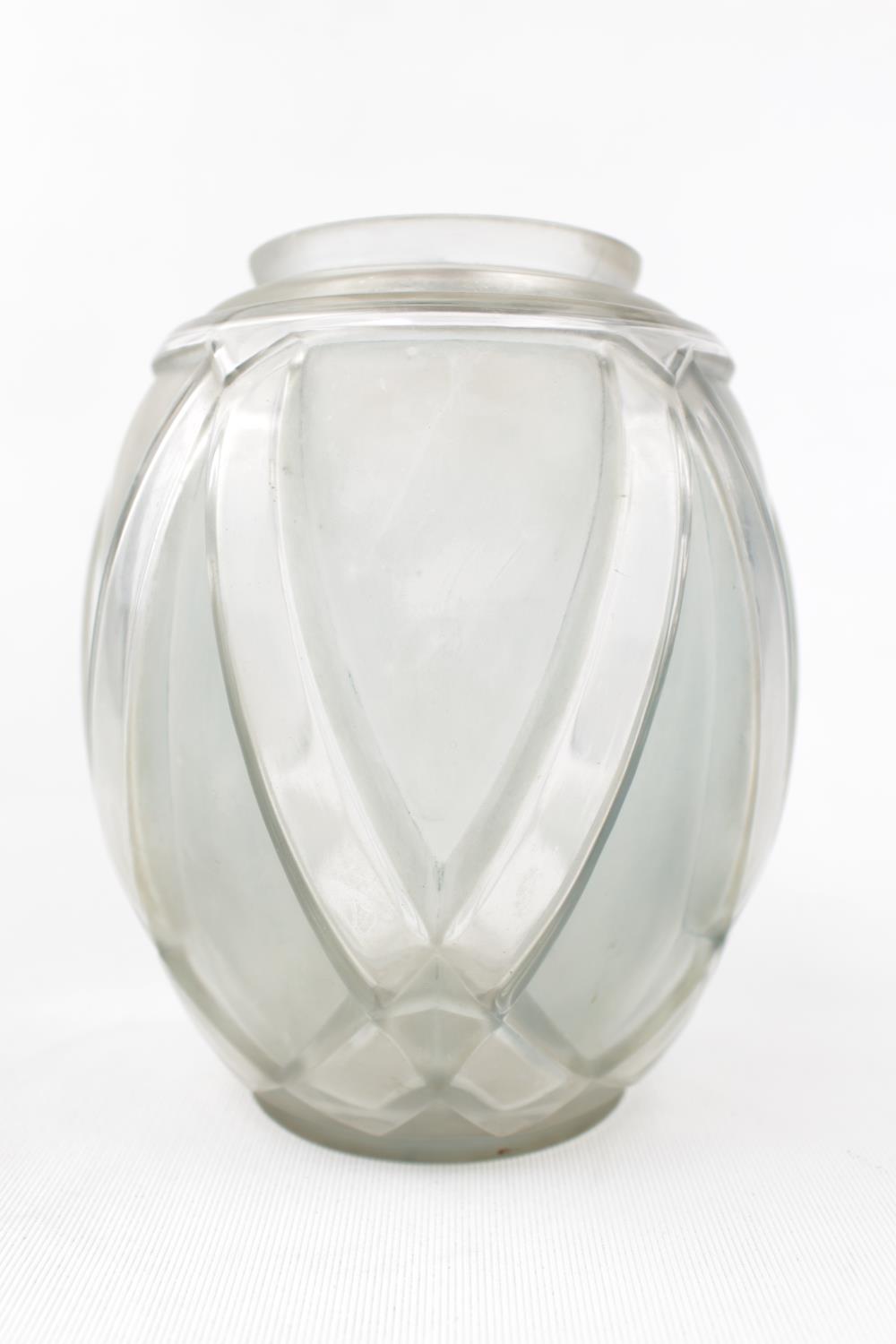 A Hunebelle of Fance Art Deco Ovoid vase 18cm in Height