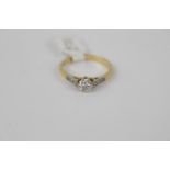 18ct Gold Ladies Diamond Claw set Single Stone Diamond Ring 0.30ct G/H i1 Estimated, with milligrain