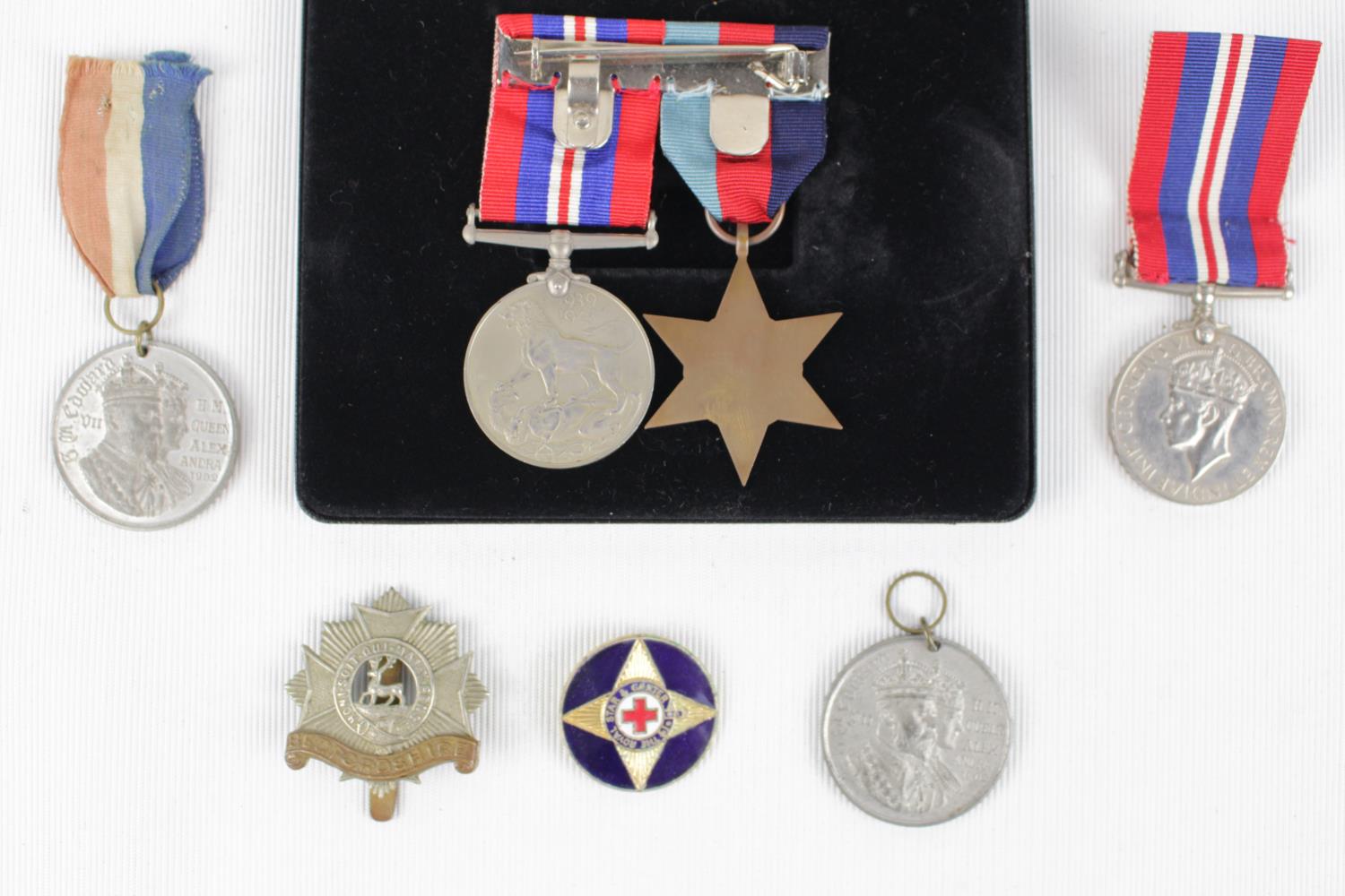 WW2 3 Medal group and assorted other Medals - Image 2 of 2