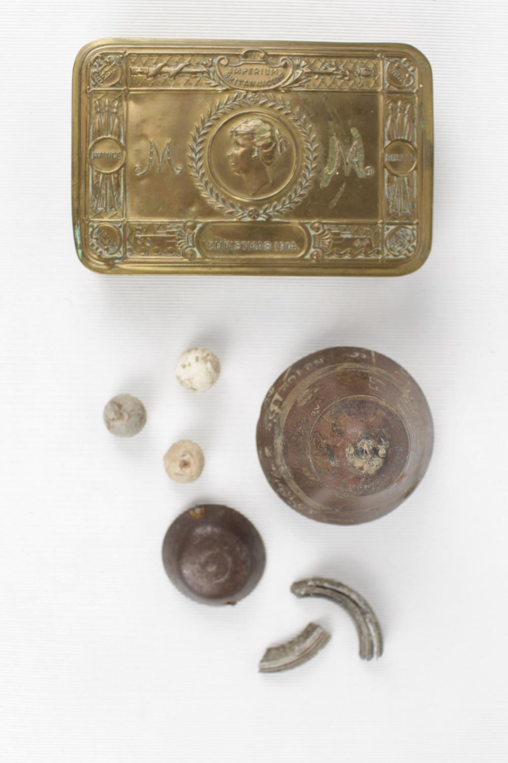 WW1 Christmas 1914 Brass Tobacco Tin, Brass WW1 Shell Cap No.102 and assorted Shrapnel