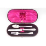 Good quality 3 piece Cased Silver travelling set by John Aldwinckle & Thomas Slater, London 1894/5